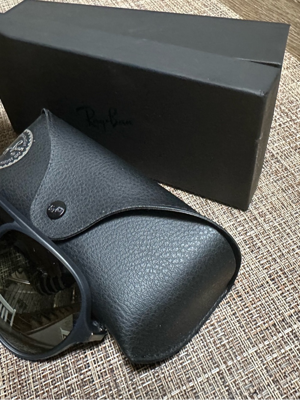 Ray-Ban RB4235 Sunglasses – Matte Slate Gray | Brand New - Picture 8 of 9